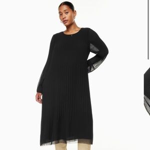 Aritzia Wilfred Daydreamer Midi Dress